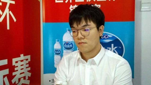许家印老婆知道他和范冰冰吗